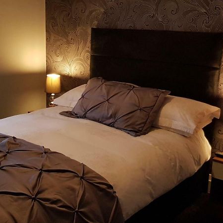 Courtneys Of Gynn Square Bed & Breakfast Blackpool Bagian luar foto